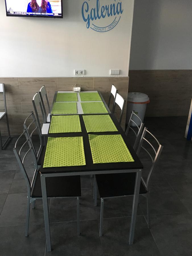 Galerna Zarautz Hostel エクステリア 写真